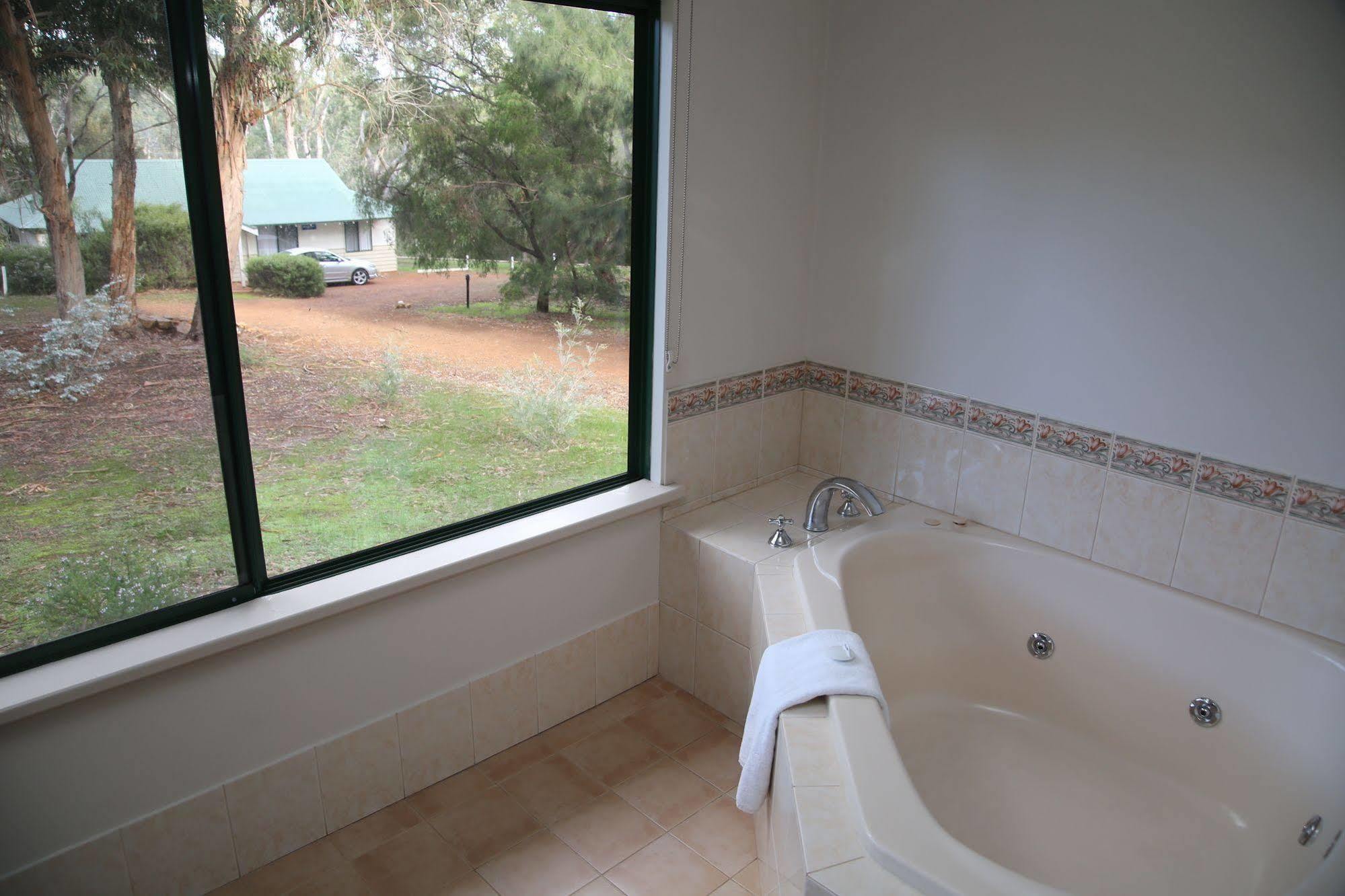Bushy Lake Chalets Margaret River Εξωτερικό φωτογραφία